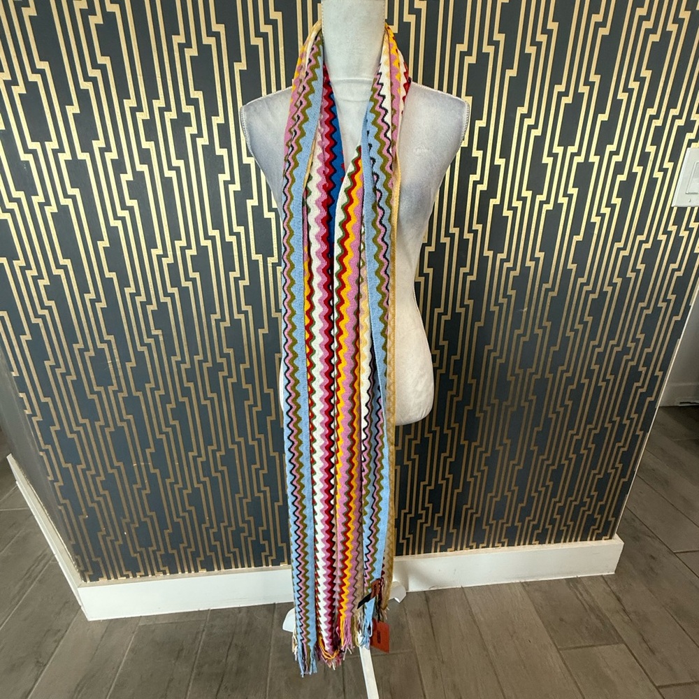 NWT Missoni Colorful Knit Fabric Scarf/ Wrap - Picture 4 of 7